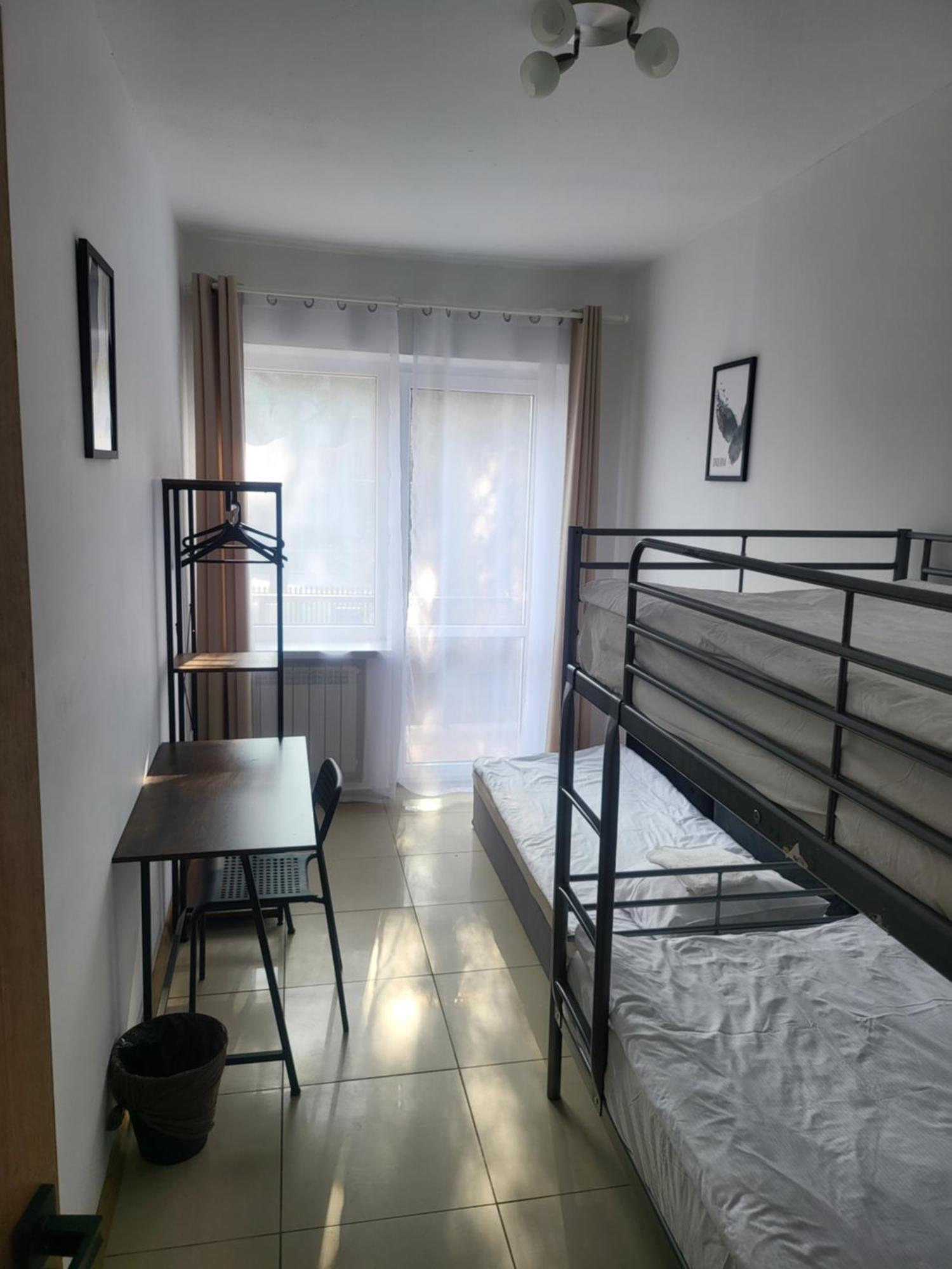 Rooms4Rest Popularna - Private Rooms For Tourists - Atr Consulting Sp, Z O,O, Warszawa Eksteriør billede