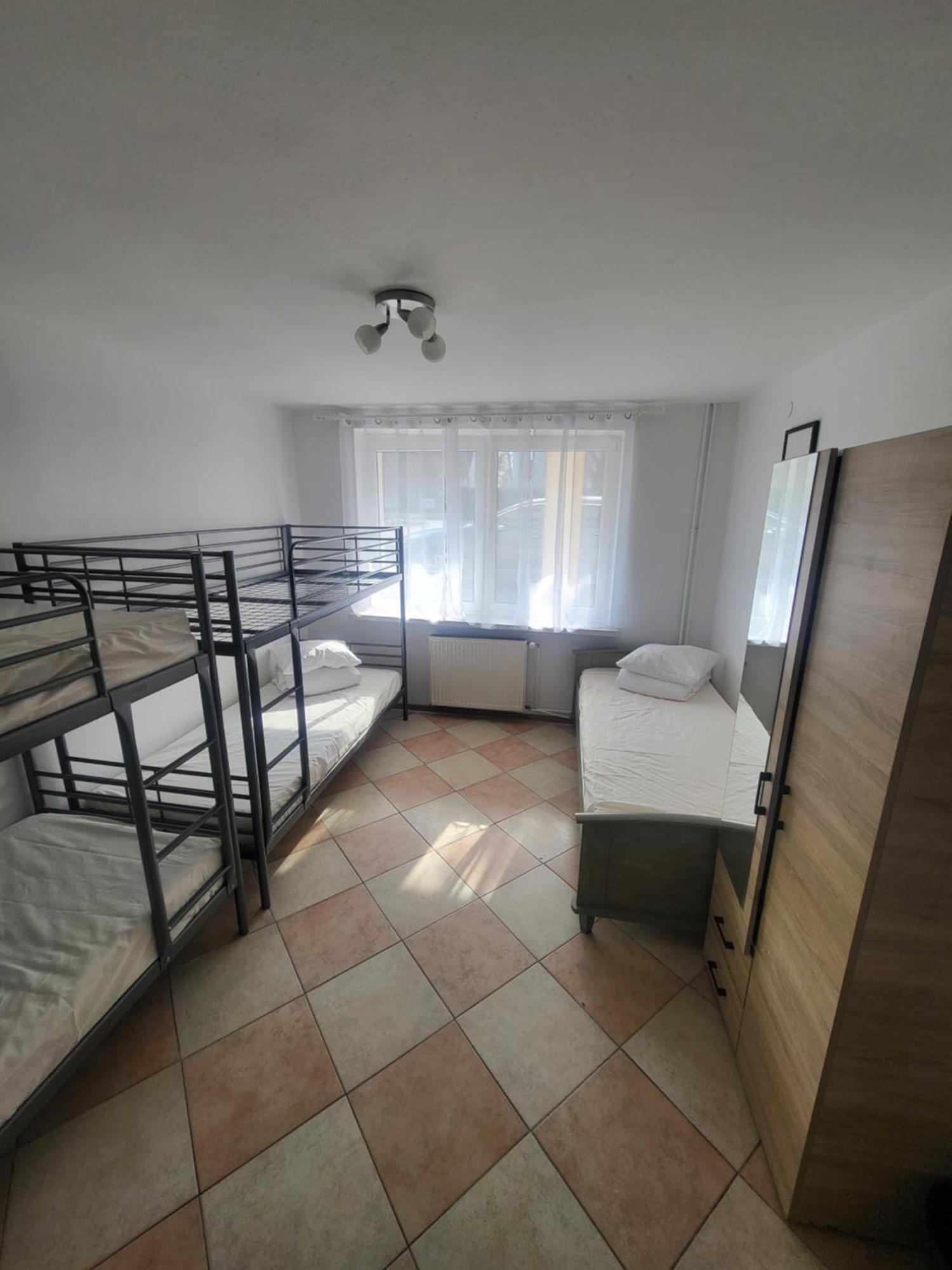 Rooms4Rest Popularna - Private Rooms For Tourists - Atr Consulting Sp, Z O,O, Warszawa Eksteriør billede