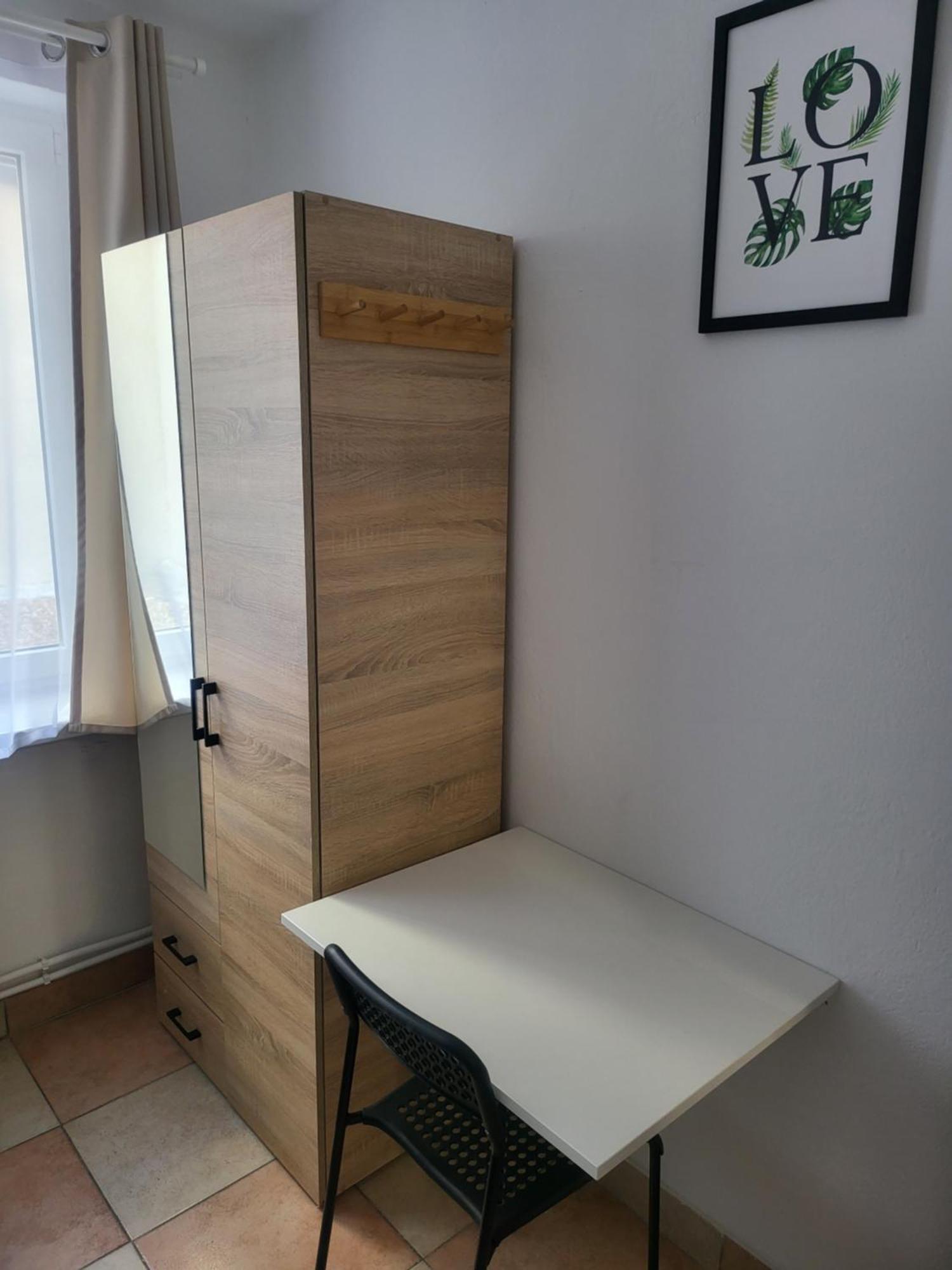 Rooms4Rest Popularna - Private Rooms For Tourists - Atr Consulting Sp, Z O,O, Warszawa Eksteriør billede
