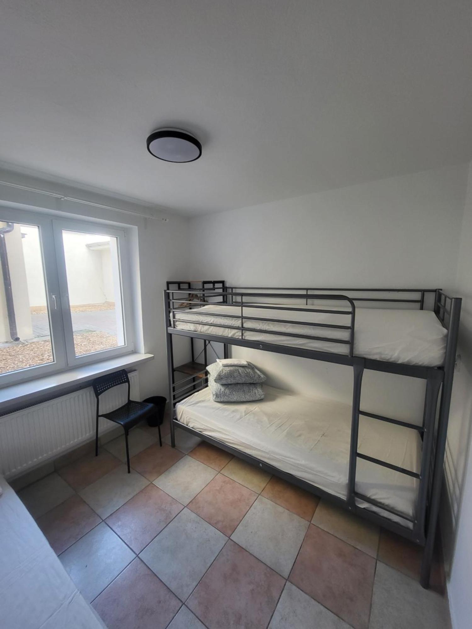 Rooms4Rest Popularna - Private Rooms For Tourists - Atr Consulting Sp, Z O,O, Warszawa Eksteriør billede