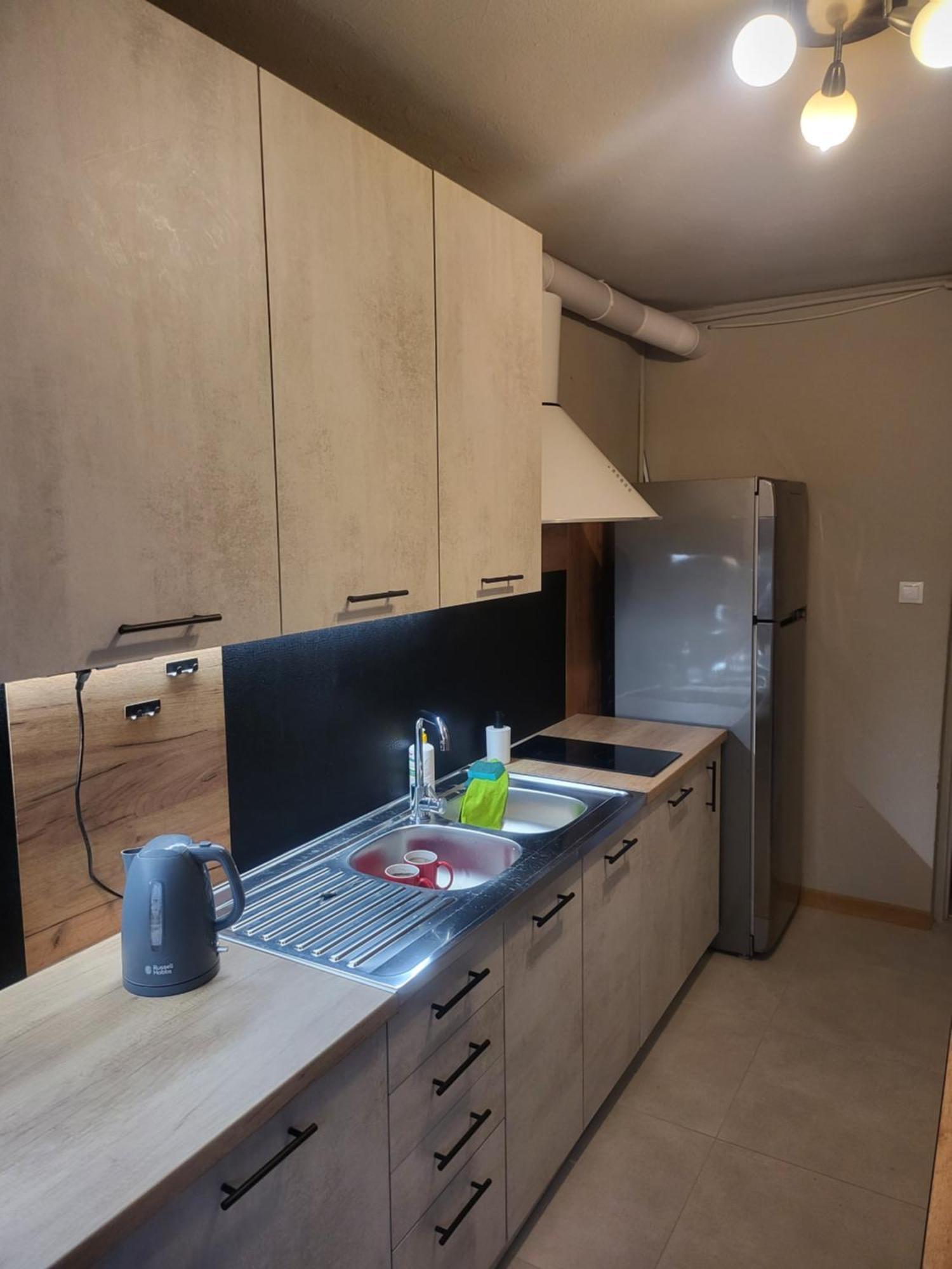 Rooms4Rest Popularna - Private Rooms For Tourists - Atr Consulting Sp, Z O,O, Warszawa Eksteriør billede